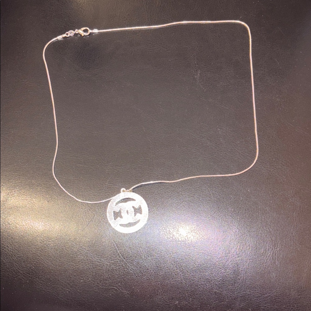 Chic Pink Pastel Pendant Necklace - Picture 4 of 5